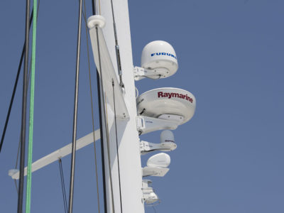 UN MONDE D’ÉLECTRONIQUE !